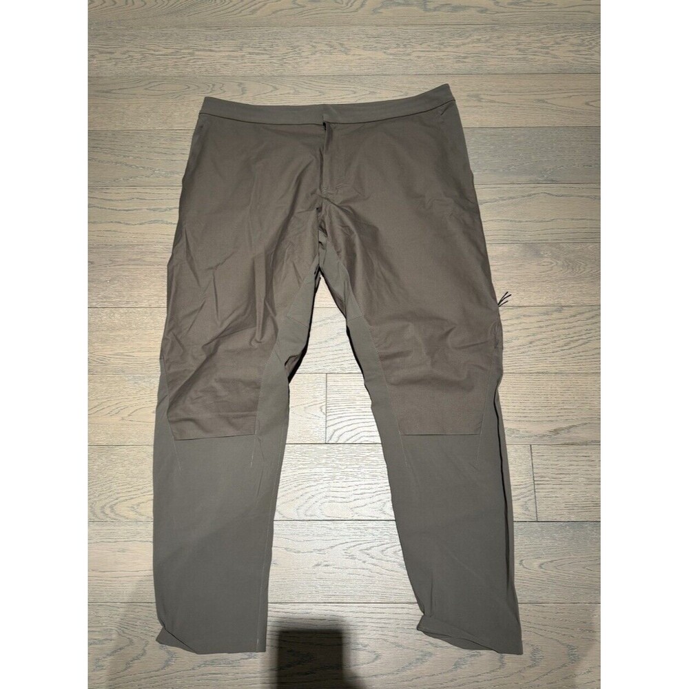 Lululemon Lab Ashta Utility Pants Men 38 Tan Pull On Breathable Hiking M5783S
